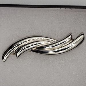 Vintage Monet Swirl brooch